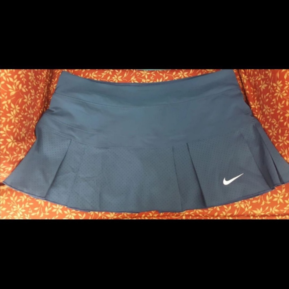 Nike Skort Dri-fit Size Large